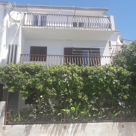 Mara I Kata Apartment