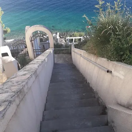 Mara I Kata Apartment Omis
