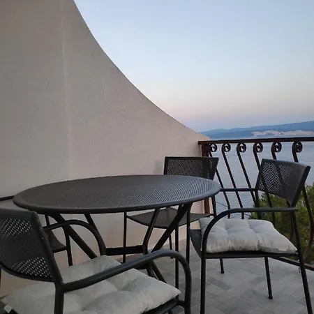 Mara I Kata Apartment Omis